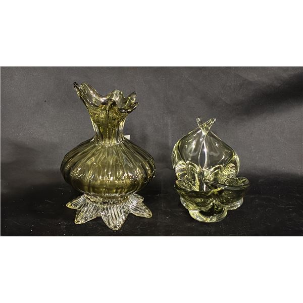 GREEN 7" TALL ART GLASS VASE & GREEN 9.5" WIDE ART GLASS CONSOLE BOWL