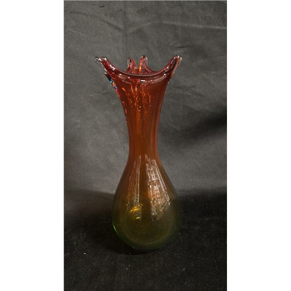 LORRAINE CANADA AMBERINA GRADIENT ART GLASS VASE: 10" TALL