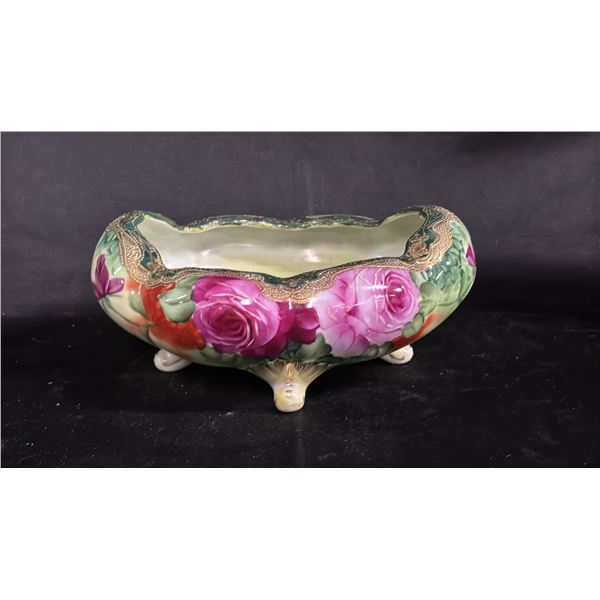ANTIQUE HAND PAINTED GILT FOOTED BOWL: POSSIBLY NIPPON: 8" WIDE