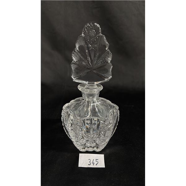 VINTAGE CUT GLASS PERFUME BOTTLE WITH STOPPER: 7,25" TALL