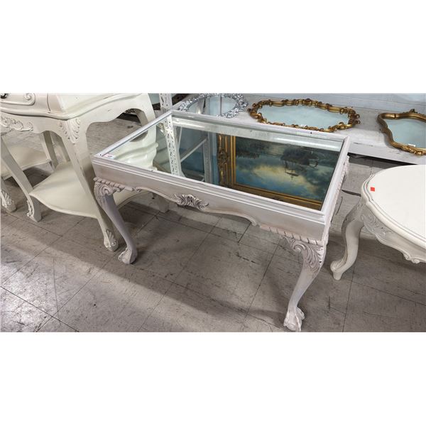 BALL & CLAW FOOT CHIPPENDALE STYLE MIRROR TOPPED SIDE TABLE