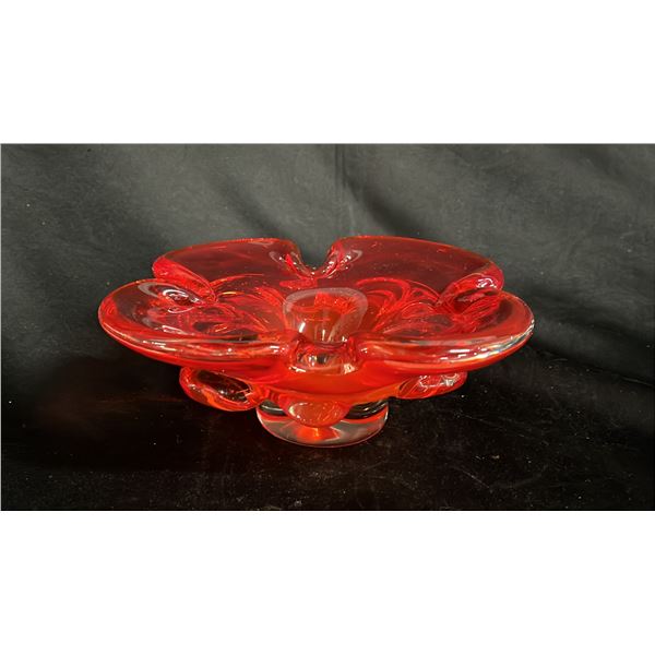 MID-CENTURY RED ART GLASS ASHTRAY/BOWL: 9.25" WIDE