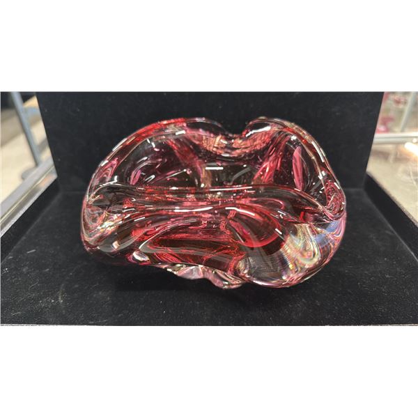 CRANBERRY ART GLASS BOWL: 6.5" DIAMETER