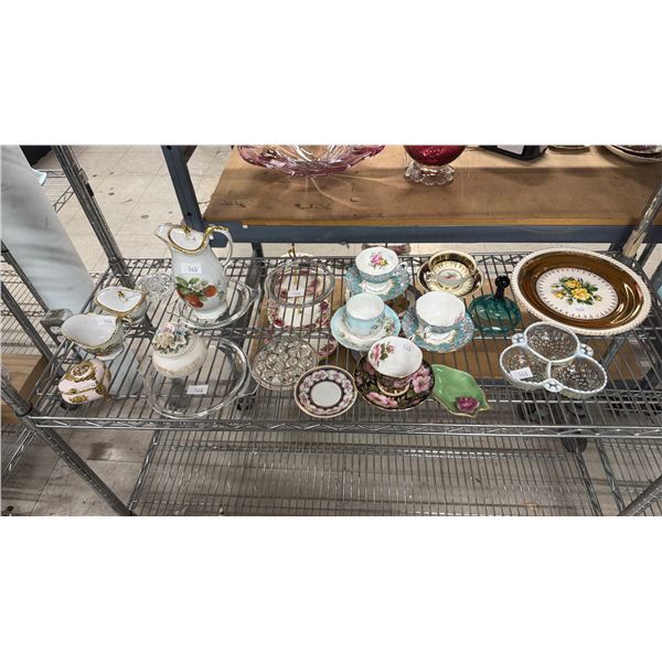SHELF OF ASSORTED GLASS & CHINA: TEACUPS WITH SAUCERS, SHAMROCK DISH, GLASS FROG & MORE