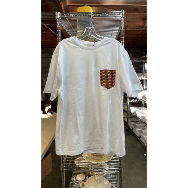 *NEW* (9) RED PEARL DESIGNER POCKETED T-SHIRTS SIZE L (WHITE)