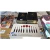 Image 3 : *NEW* SHELF OF ASSORTED ITEMS INCLUDING; BATH BOMBS, MAKEUP BRUSHES, MAGNETIC LASHES & MORE
