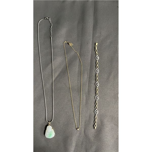 3 PIECES OF ASSORTED GOLD JEWELRY: BRACELET, JADE BUDDHA WITH CHAIN & CHAIN NECKLACE