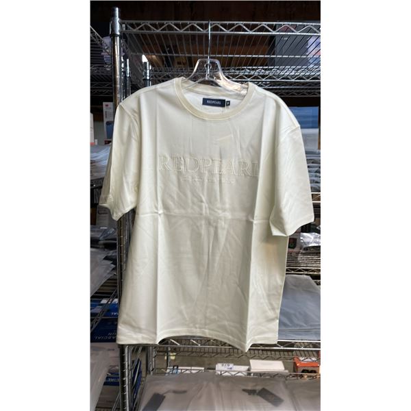 *NEW* (9) RED PEARL DESIGNER T-SHIRTS SIZE XXL (CREAM)