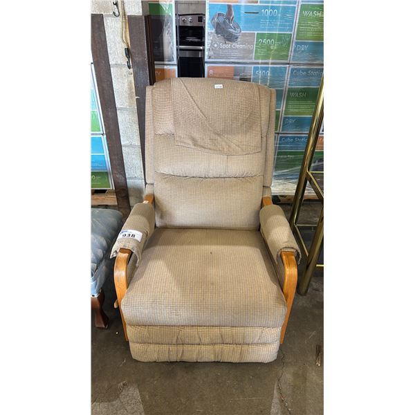 FABRIC RECLINER