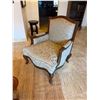 Image 2 : Oversized Upholstered French-Style Bergere Armchair 33" x 29" x 43"H