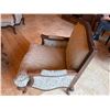Image 11 : Oversized Upholstered French-Style Bergere Armchair 33" x 29" x 43"H