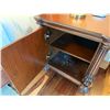 Image 27 : Wooden Sleigh Bed w/ Upholstered Bench & 2 Nightstands (mattress not included)
