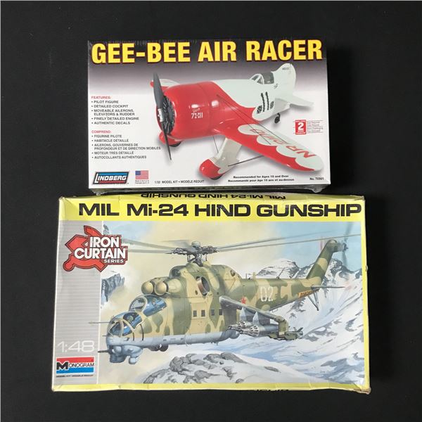 LOT OF 2 UNBUILT MODEL PLANES IN ORIGINAL BOXES