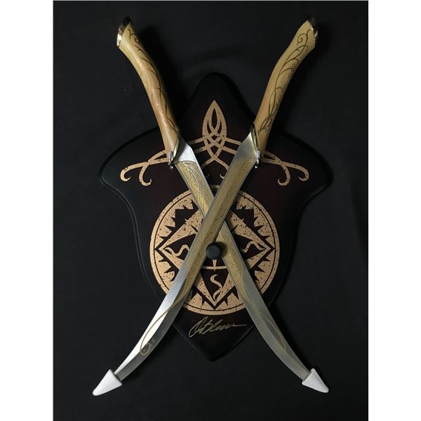 ORLANDO BLOOM SIGNED DUAL SWORD PRESENTATION PIECE - WWOC COA