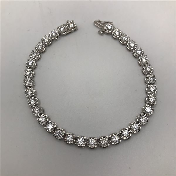 5 KT DIAMOND BRACELET  NEW WITH PAPERWORK