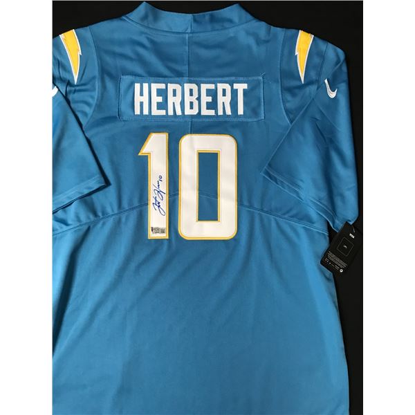 JUSTIN HERBERT SIGNED LOS ANGLES CHARGERS FOOTBALL JERSEY - ACE COA