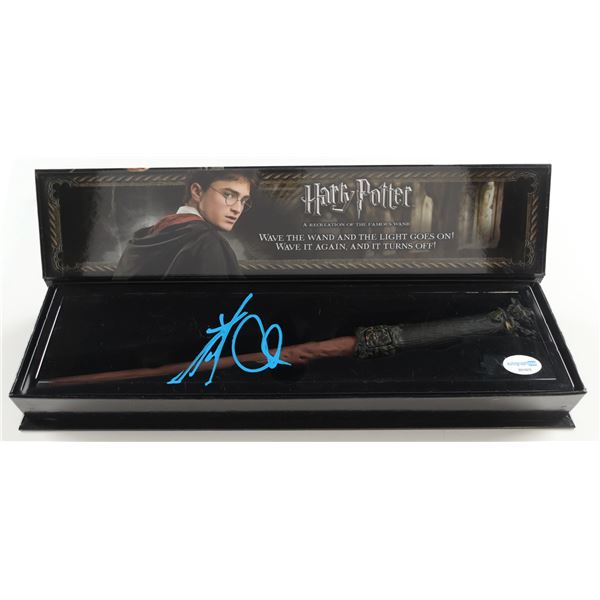 DANIEL RADCLIFFE SIGNED HARRY POTTER WAND - ACOA COA