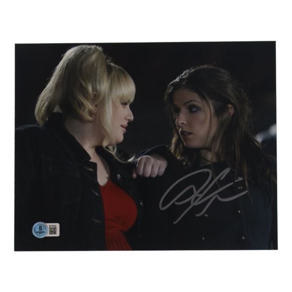ANNA KENDRICK SIGNED PITCH PERFECT 8X10 - BECKETT COA