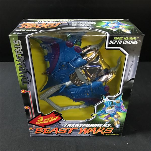 VINTAGE TRANSFORMERS BEAST WARS DEPTH CHARGE ACTION FIGURE IN ORIGINAL BOX