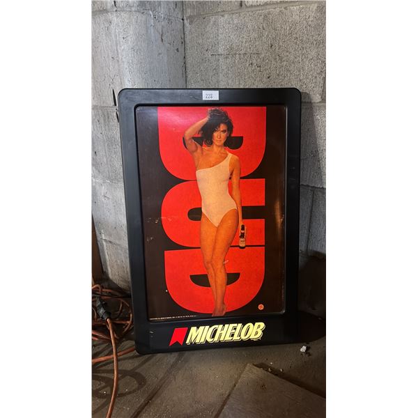MICHELOB LIGHT UP SIGN