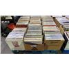 Image 1 : PALLET OF ASSORTED VINYL RECORDS