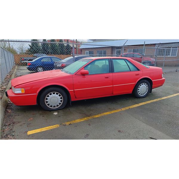 1993 CADILLAC STS 32V NORTHSTAR, 4DR SEDAN, RED, VIN 1G6KY529XPU816178,