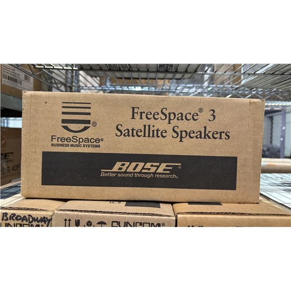 *NEW* BOSE FREESPACE 3 SATELLITE SPEAKERS (WHITE)