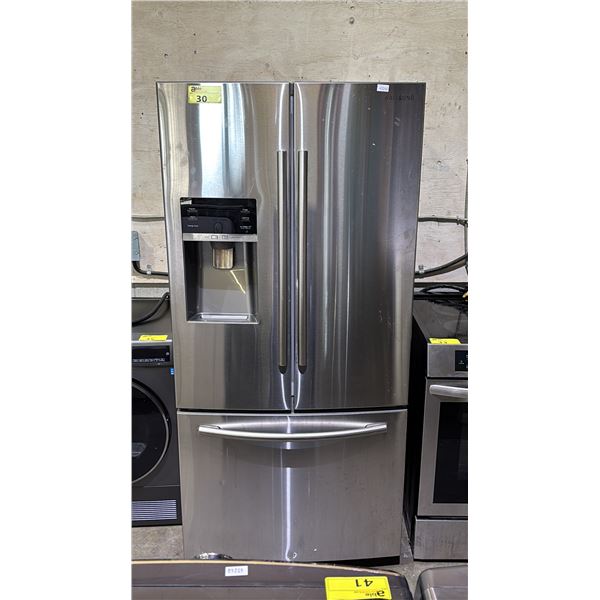 33" WIDE SAMSUNG FRENCH DOOR REFRIGERATOR WITH BOTTOM FREEZER DRAWER