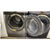 Image 2 : SAMSUNG STAINLESS STEEL STEAM CLOTHES DRYER