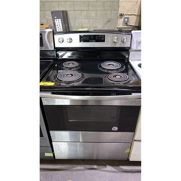 AMANA 4-BURNER ELECTRIC RANGE WITH CONVENTIONAL OVEN