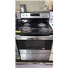 Image 1 : AMANA 4-BURNER ELECTRIC RANGE WITH CONVENTIONAL OVEN