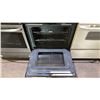 Image 3 : AMANA 4-BURNER ELECTRIC RANGE WITH CONVENTIONAL OVEN