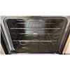 Image 4 : AMANA 4-BURNER ELECTRIC RANGE WITH CONVENTIONAL OVEN