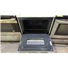 Image 3 : FRIGIDAIRE 4-BURNER ELECTRIC RANGE WITH CONVENTIONAL OVEN