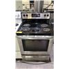 Image 1 : FRIGIDAIRE 4-BURNER ELECTRIC RANGE WITH SELF-CLEAN CONVENTIONAL OVEN