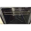 Image 4 : FRIGIDAIRE 4-BURNER ELECTRIC RANGE WITH SELF-CLEAN CONVENTIONAL OVEN
