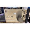 Image 1 : *NEW* EVID 3.2T INFOOR/OUDOOR SURFACE MOUNT SPEAKER SYSTEM PAIR (WHITE)