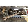 Image 2 : CHAIN HOIST, 2 TON JACK & HAND PUMP