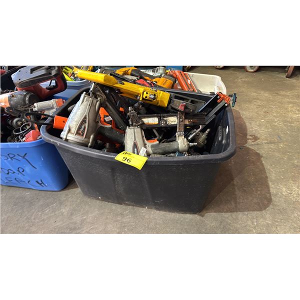 TOTE OF ASSORTED TOOLS: ASSORTED NAILERS & UTILITY STAPLERS, RYOBI ROUTER, HEDGE TRIMMER & MORE