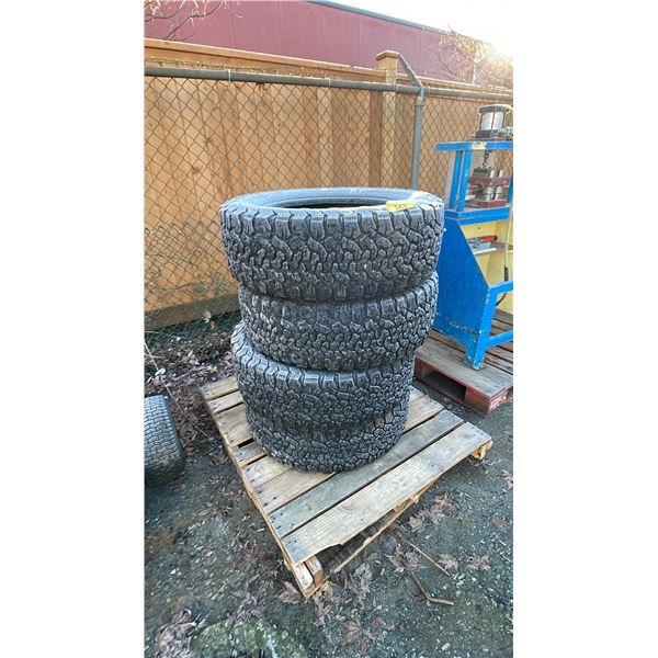 SET OF (4) BFGOODRICH ALL-TERRAIN T/A K02 LT 275/60R20 119/116S TIRES