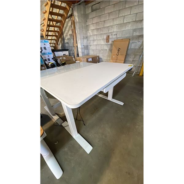 ELECTRIC HEIGHT ADJUSTABLE DESK (UNKNOWN WORKING CONDITION, MAY BE MISSING PARTS & PIECES)