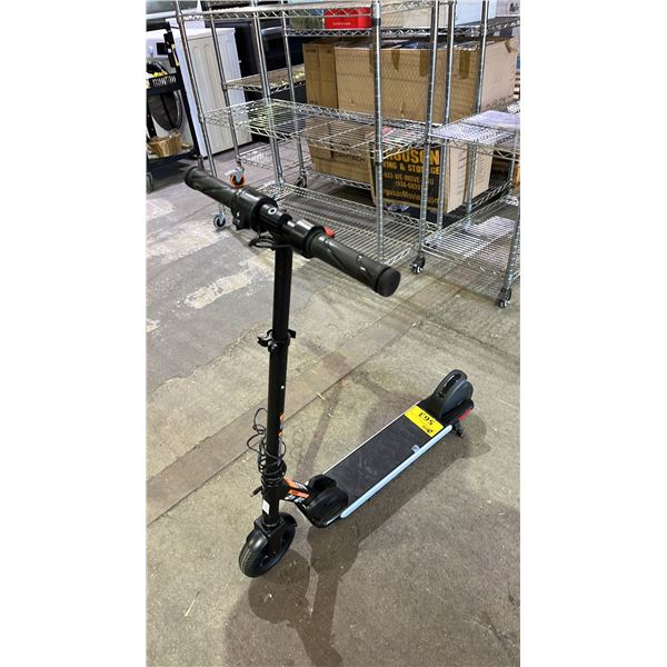 JETSON KIDS LIGHT-UP E-SCOOTER WITH BATTERY (NO CHARGER, UNKNOWN WORKING CONDITION)