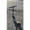 Image 2 : JETSON KIDS LIGHT-UP E-SCOOTER WITH BATTERY (NO CHARGER, UNKNOWN WORKING CONDITION)