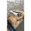 Image 5 : PALLET OF ASSORTED AUTOMOTIVE PARTS; MERCEDES, TOYOTA & MORE