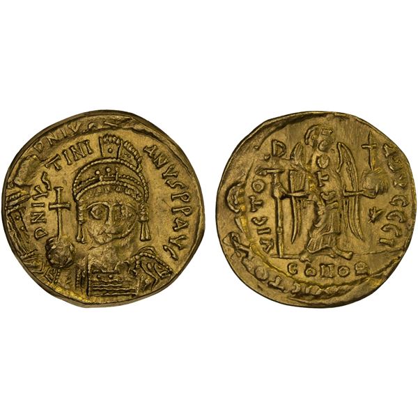 BYZANTINE EMPIRE: Justinian I, 527-565, AV solidus (3.18g), Constantinople, 542-565, Choice AU