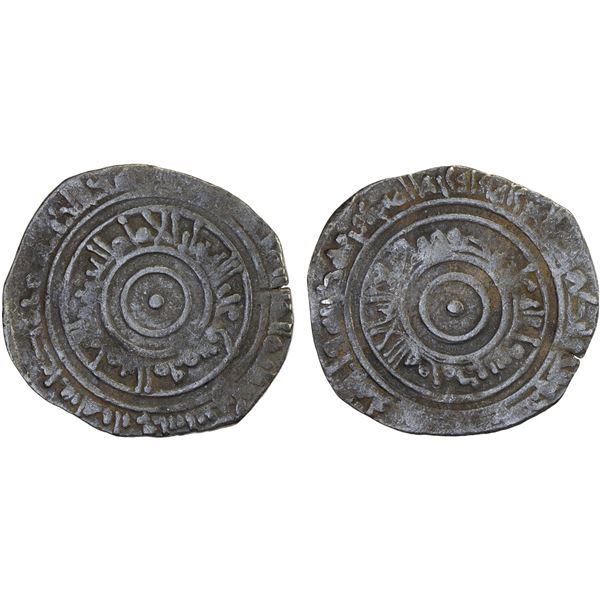 FATIMID: al-'Aziz, 975-996, AR 1/2 dirham (1.28g), Misr, AH373, VF