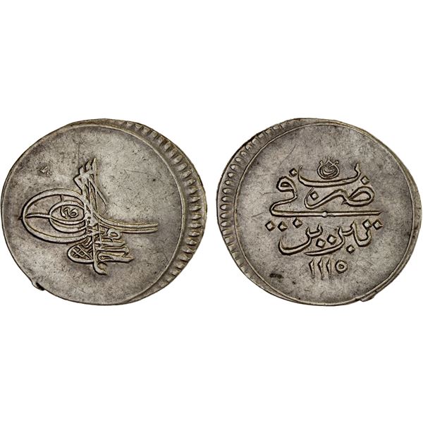 OTTOMAN: IRAN: Ahmad III, 1703-1730, AR abbasi (16 para) (5.35g), Tabriz, AH1115, XF