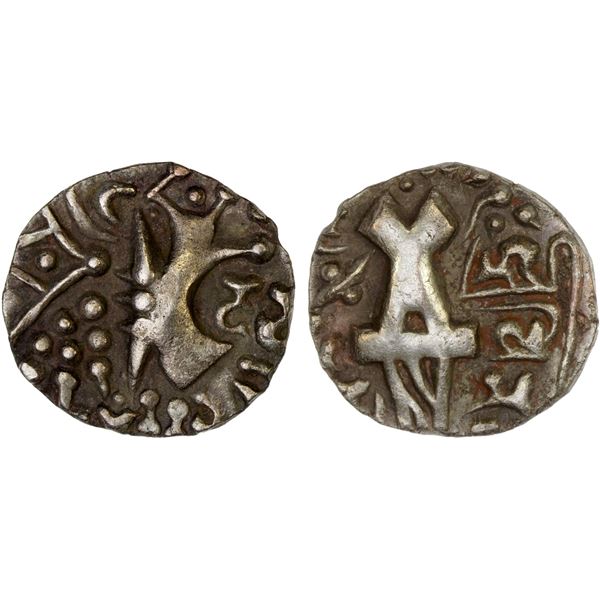 KIDARITE: Vinayaditya, fl. 776-807, debased AV dinar (7.60g), XF