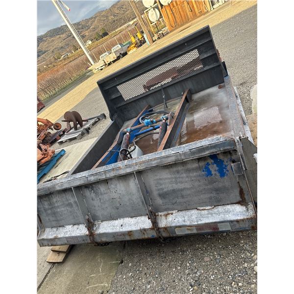 Hydraulic dump box 8 feet long 88 inches wide approximately