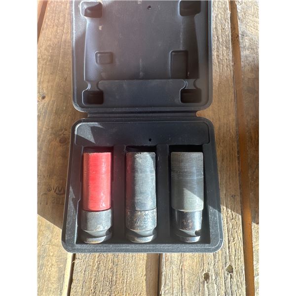 Impact socket set